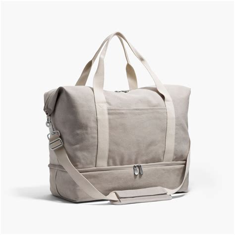 Lo sons - Courtesy of Lo and Sons. To buy: loandsons.com, from $119 (originally $215) The Catalina Deluxe comes in two sizes to best suit your particular travel needs — the large option measures 9-inches ...